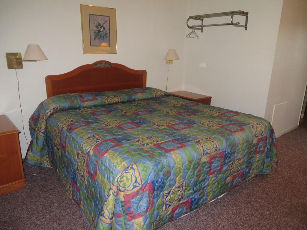 Best Budget Inn Carthage Zimmer foto